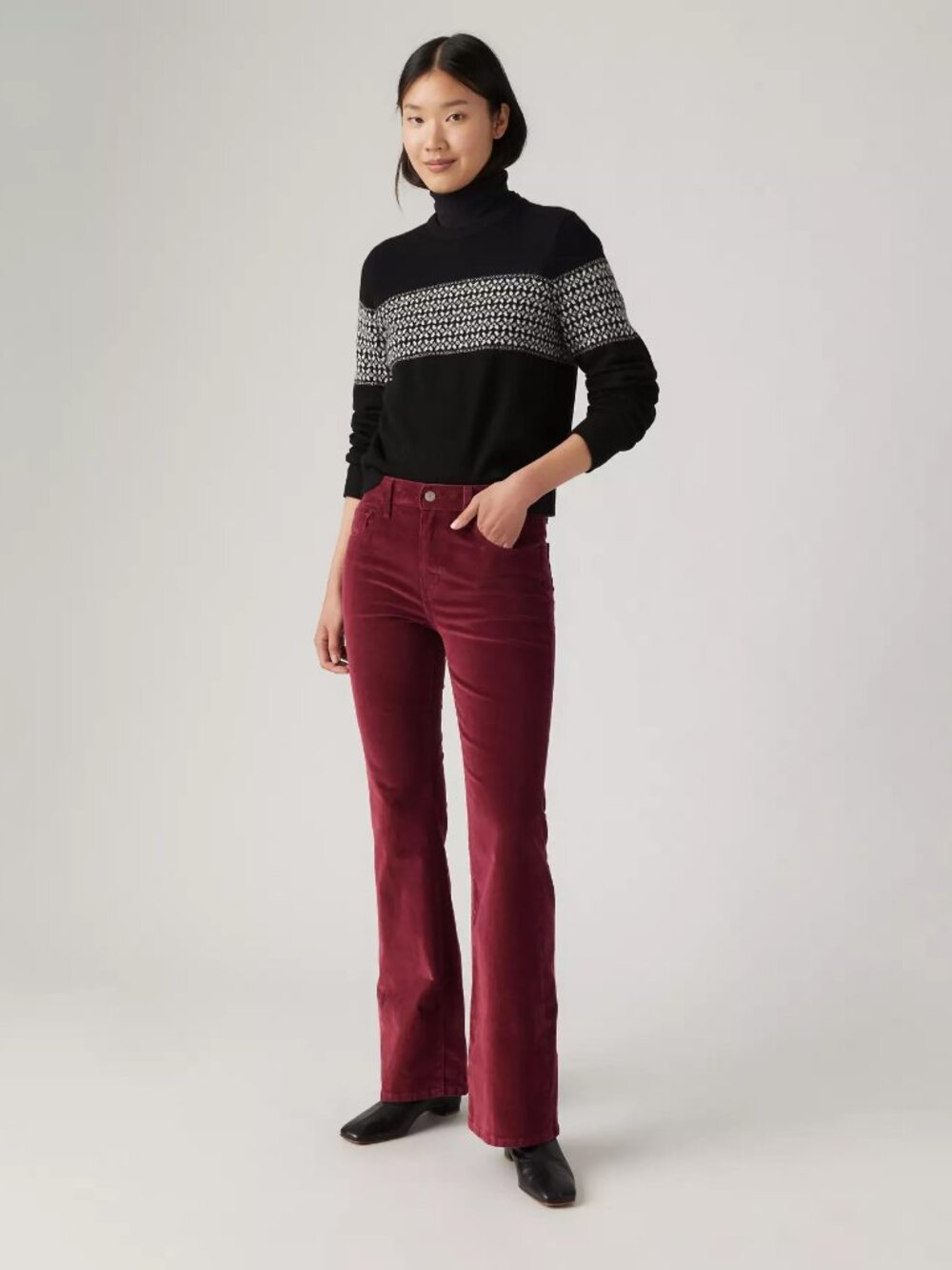 Levi's Corduroy Ribcage Flare Burgundy Five Pocket  Pants Woman's W26-L32
